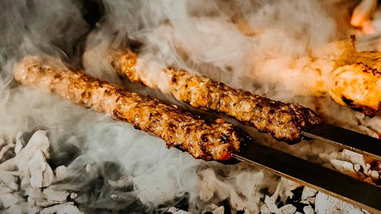 Mevlana Ocakbaşı Restaurant und türkische Spezialitäten