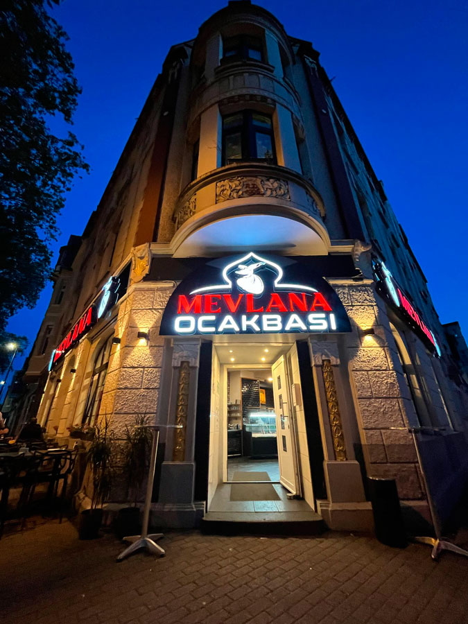 Mevlana Ocakbaşı Restaurant und türkische Spezialitäten
